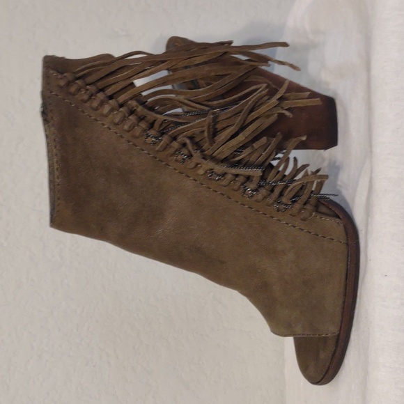 Dolce Vita Noralee Ankle Boots in Olive Nubuck. Size 7.5 EUC - Picture 13 of 15